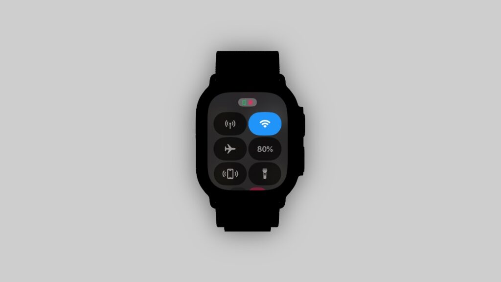 watchOS 26 Control Center.