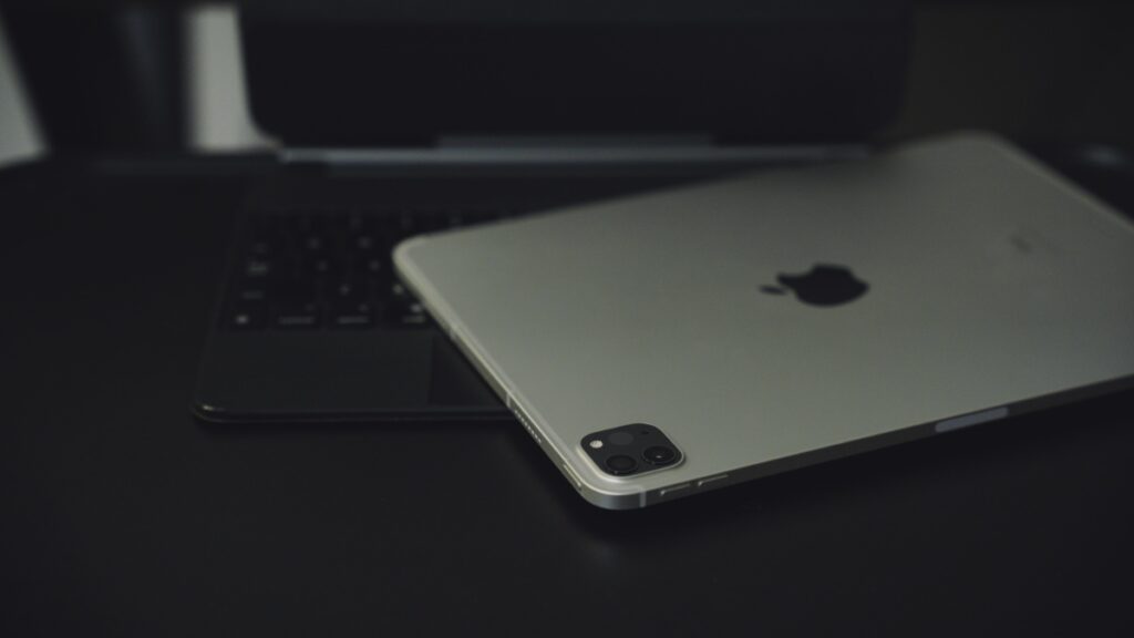 Giving iPad a second chance as laptop.