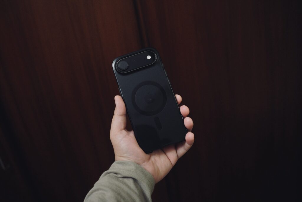 iPhone Air charm wears off