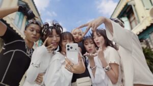 Apple Highlights iPhone 17 Pro’s Center Stage Camera in New Ad