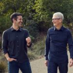 Apple CEO Tim Cook is Stepping Down