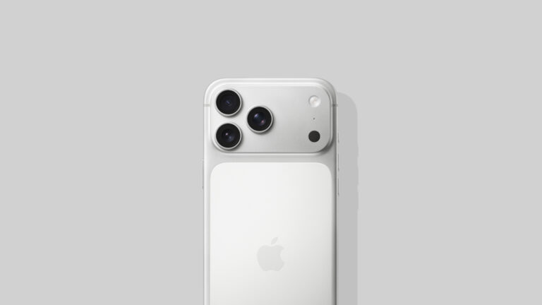 iPhone 17 Pro Max Sends Back Photos of Earth from Artemis II